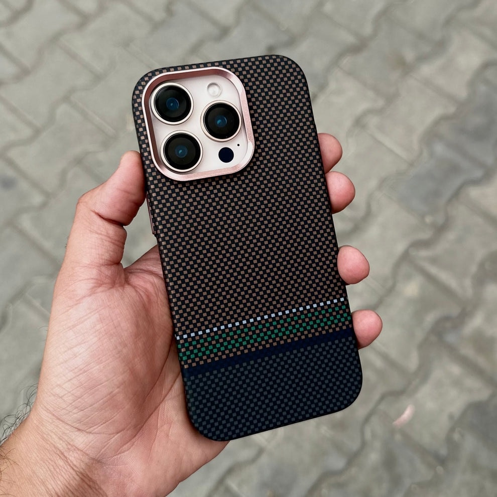 LUXO Life Premium Redium Carbon MagSafe Magnetic Reflective Cases for iPhone